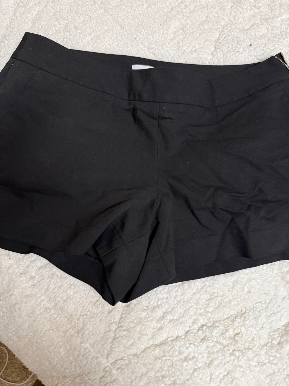 Calvin Klein Women's Black Tailored Stretch Shorts